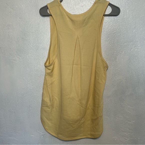 Varley Arlee Tank Reed Yellow NWT - Picture 7 of 8